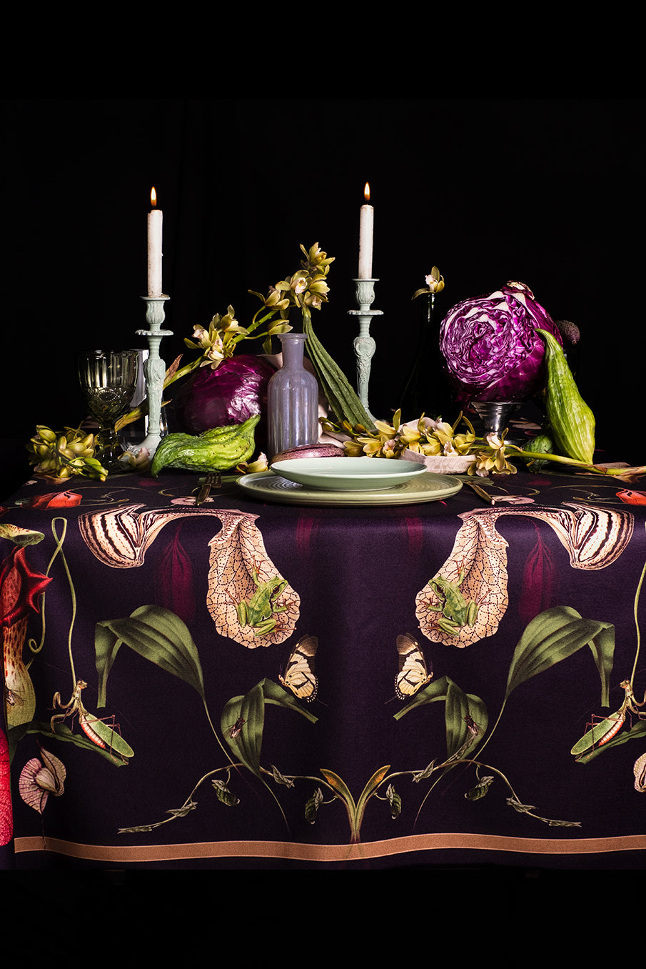 Carnivora Purple - Tablecloth